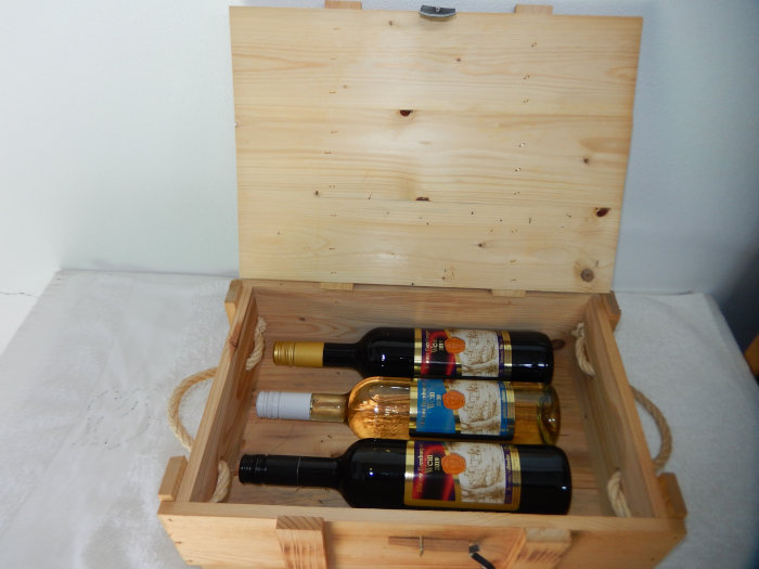 Blauer Bernburger Wein Jahrgang 2019/20